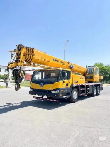 Crane - Crane 2060 - CLW Heavy Industry — China's Manufacturer of High-End Special-Purpose Vehicles