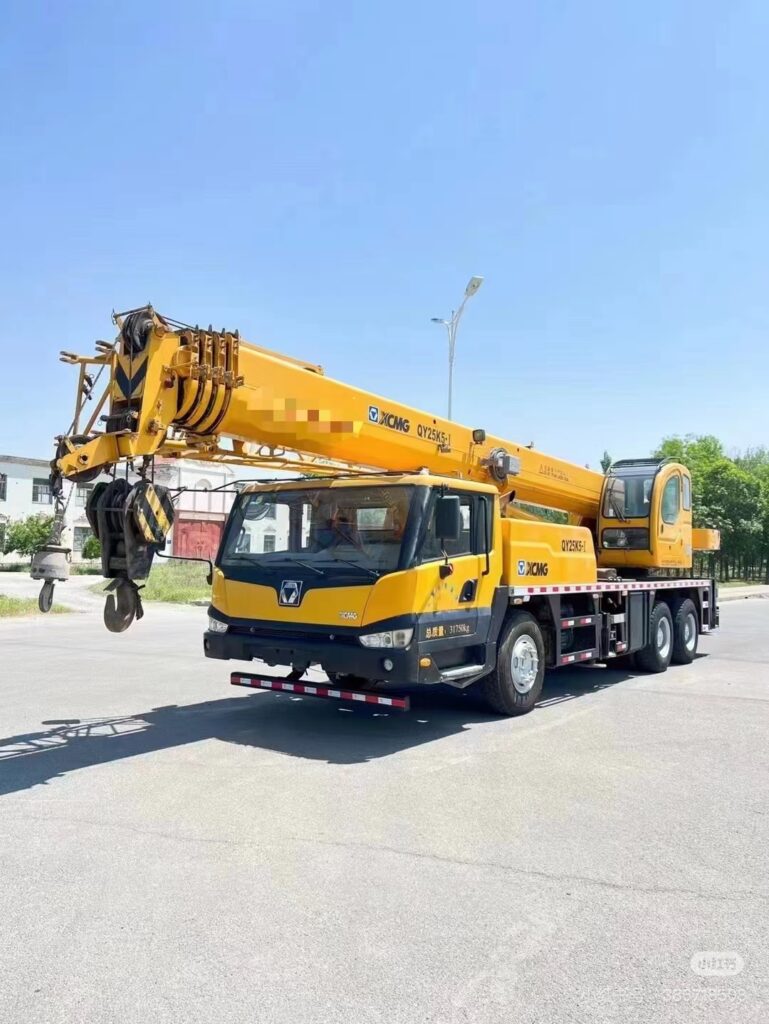 Crane - Crane 2060 - CLW Heavy Industry — China's Manufacturer of High-End Special-Purpose Vehicles