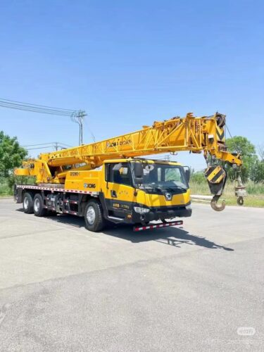 Crane - Crane 2061 - CLW Heavy Industry — China's Manufacturer of High-End Special-Purpose Vehicles
